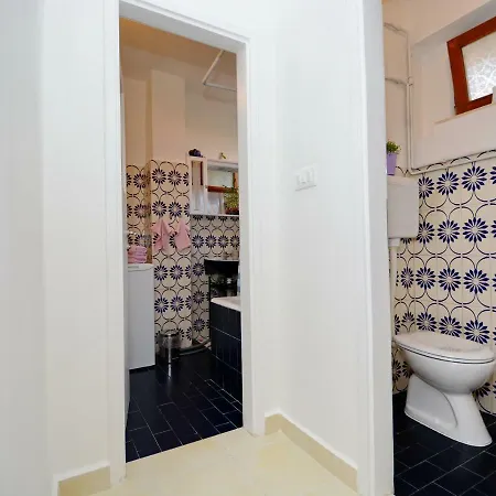 Apartment Space *